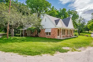 224 Pecan St, Dublin, TX 76446 - Photo 7