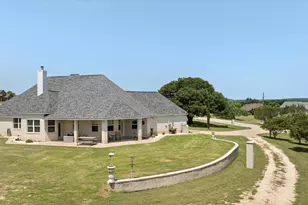 2030 Hills Court, Stephenville, TX 76401 - Photo 33