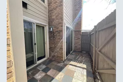 2331 N Davis Drive #D, Arlington, TX 76012 - Photo 23