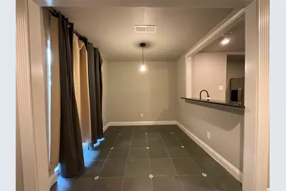 2331 N Davis Drive #D, Arlington, TX 76012 - Photo 7