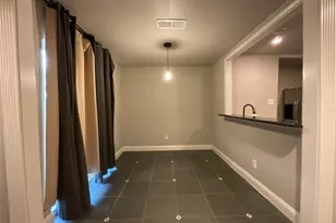 2331 N Davis Dr, Arlington, TX 76012 - Photo 7