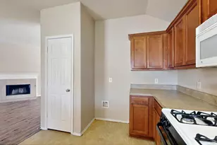 3685 Laurel Crossing Dr, Rockwall, TX 75032 - Photo 3