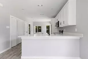 1609 E Bluff St, Fort Worth, TX 76102 - Photo 17