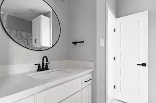 1609 E Bluff St, Fort Worth, TX 76102 - Photo 7