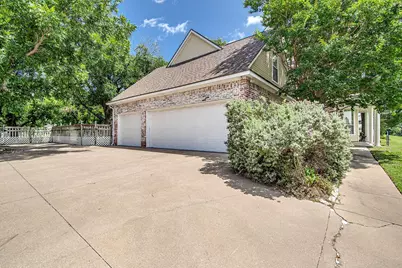 9801 Bellechase Road, Granbury, TX 76049 - Photo 5