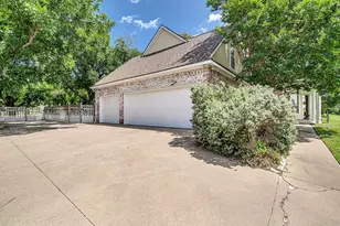 9801 Bellechase Rd, Granbury, TX 76049 - Photo 5