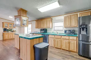 113 Salty Dog Ln, Springtown, TX 76082 - Photo 11