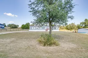 113 Salty Dog Ln, Springtown, TX 76082 - Photo 31