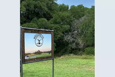 1633 Rockview Drive, Granbury, TX 76049 - Photo 9