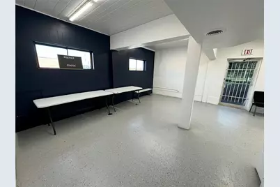 1321 E Berry St Street, Fort Worth, TX 76119 - Photo 7