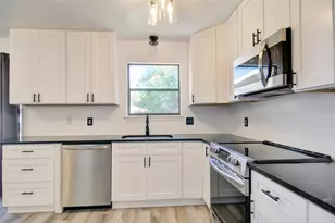 10125 Indian Mound Rd, Fort Worth, TX 76108 - Photo 13