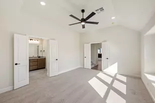 608 Pawprint Holw, Godley, TX 76044 - Photo 19