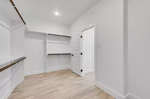 8500 Wild Colt Dr, Godley, TX 76044 - Photo 11