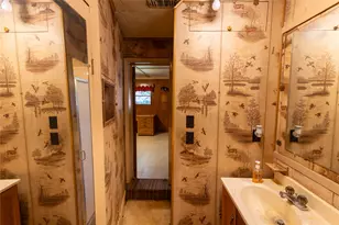 305 Bryan St, Glen Rose, TX 76043 - Photo 19