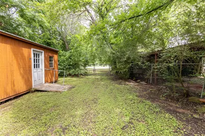 305 Bryan Street, Glen Rose, TX 76043 - Photo 27