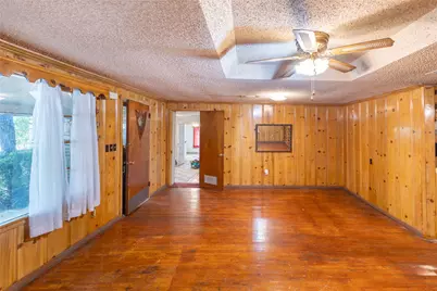 305 Bryan Street, Glen Rose, TX 76043 - Photo 9