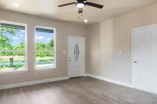 1510 N Wilhite St, Cleburne, TX 76031 - Photo 7