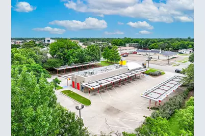 1300 Pioneer Drive, Irving, TX 75061 - Photo 9