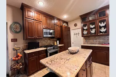 2000 Homestead Drive, Mesquite, TX 75181 - Photo 7