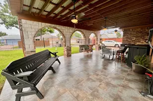 2000 Homestead Dr, Mesquite, TX 75181 - Photo 27