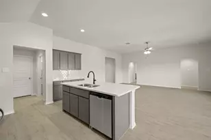 733 Stone Eagle Dr, Azle, TX 76020 - Photo 9