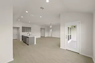 733 Stone Eagle Dr, Azle, TX 76020 - Photo 5