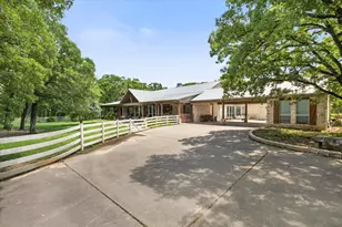 2702 Hidden Trails Rd, Royse City, TX 75189 - Photo 9