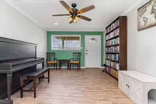 109 Carroll Dr, Athens, TX 75752 - Photo 5