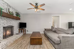 109 Carroll Dr, Athens, TX 75752 - Photo 9