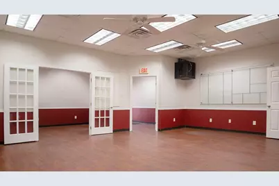 2636 Meadowbrook Drive, Fort Worth, TX 76103 - Photo 7