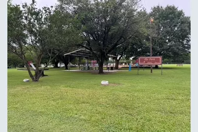 303 W Steadman Street, Sherman, TX 75090 - Photo 1