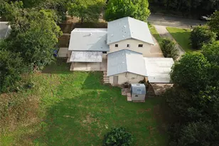 7033 Edmond Ave, Waco, TX 76710 - Photo 5