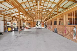 2 Groves Cir, Argyle, TX 76226 - Photo 37