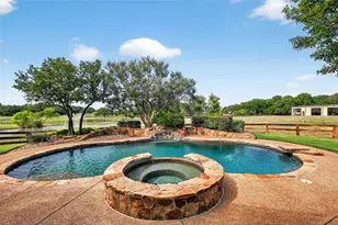 2 Groves Cir, Argyle, TX 76226 - Photo 35