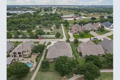 12341 Indian Creek Drive, Fort Worth, TX 76179 - Photo 37