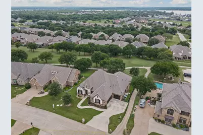 12341 Indian Creek Drive, Fort Worth, TX 76179 - Photo 35