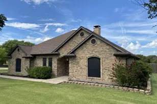 1201 E Oaklawn Dr, Talty, TX 75160 - Photo 1