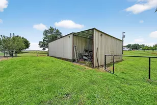 929 County Line Church Rd, Whitesboro, TX 76273 - Photo 25