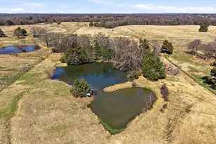 929 County Line Church Rd, Whitesboro, TX 76273 - Photo 13