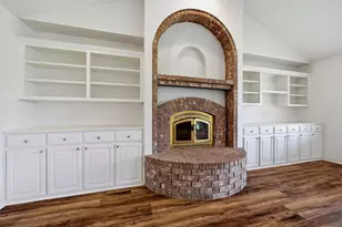 929 County Line Church Rd, Whitesboro, TX 76273 - Photo 11