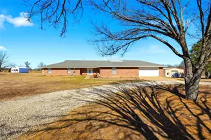 929 County Line Church Rd, Whitesboro, TX 76273 - Photo 19