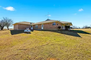 929 County Line Church Rd, Whitesboro, TX 76273 - Photo 9