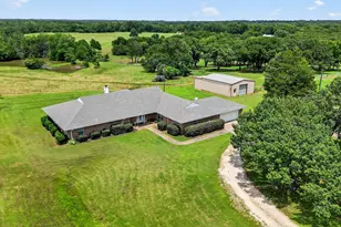 929 County Line Church Rd, Whitesboro, TX 76273 - Photo 21