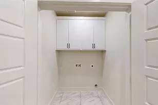 226 SW 4th St, Grand Prairie, TX 75051 - Photo 25