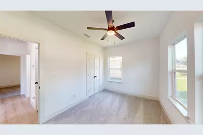 226 SW 4th Street, Grand Prairie, TX 75051 - Photo 19
