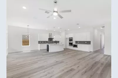 1437 Imperial Avenue, Little Elm, TX 75036 - Photo 9