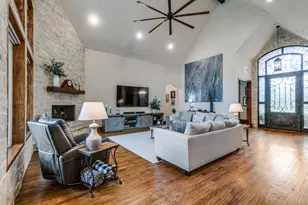 217 The Falls Dr, Sunnyvale, TX 75182 - Photo 3