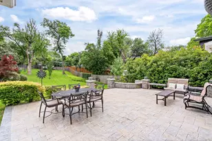 8928 Aldwick Cir, Dallas, TX 75238 - Photo 27