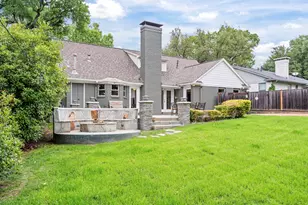 8928 Aldwick Cir, Dallas, TX 75238 - Photo 23