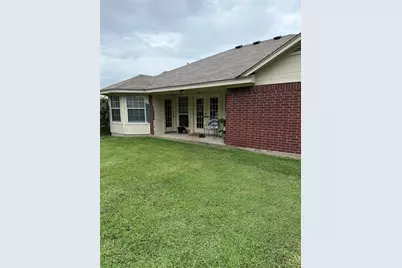 907 Dogwood Street, Waco, TX 76706 - Photo 5